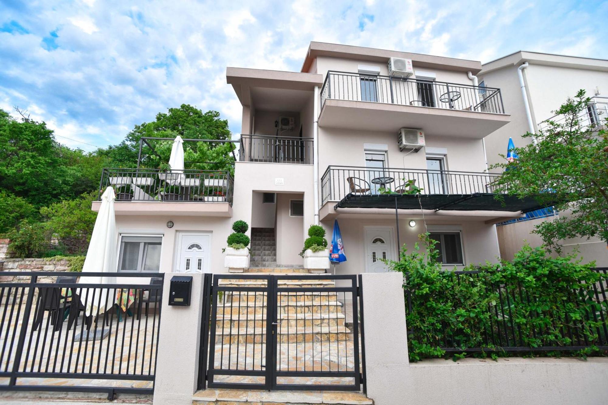 Vila Lucice Petrovac Exterior photo