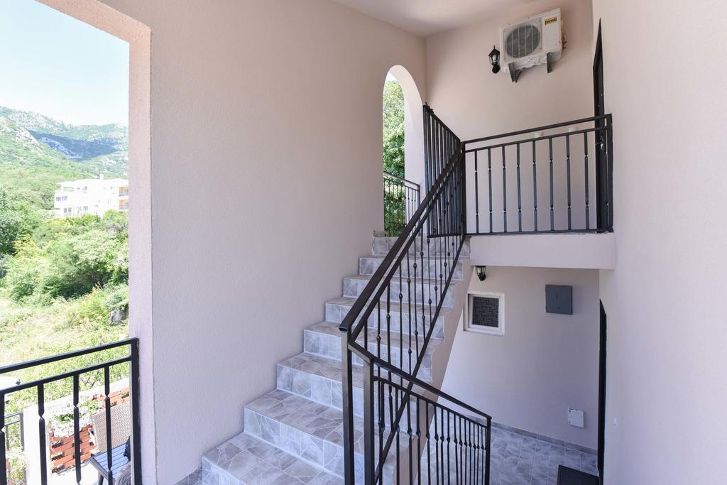 Vila Lucice Petrovac Exterior photo