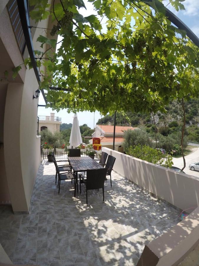 Vila Lucice Petrovac Exterior photo