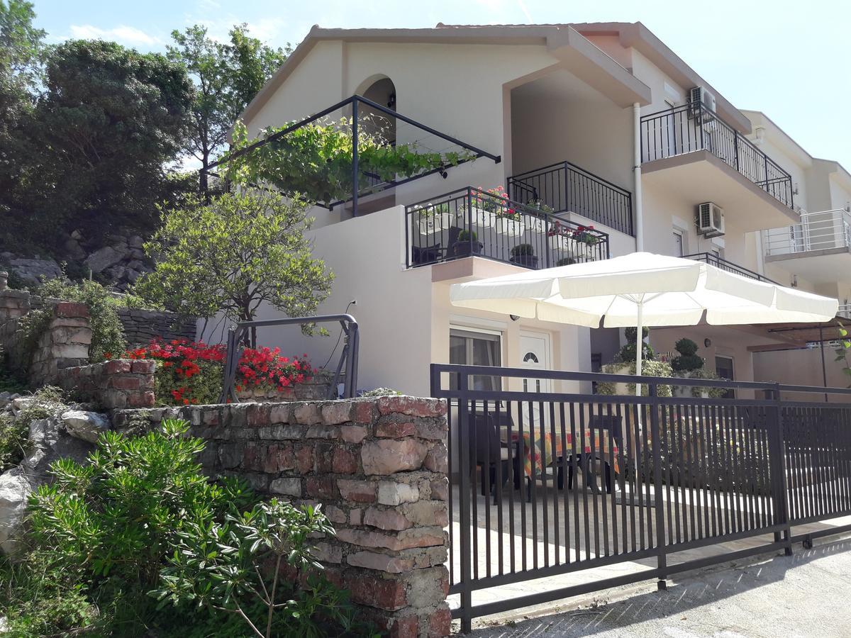 Vila Lucice Petrovac Exterior photo